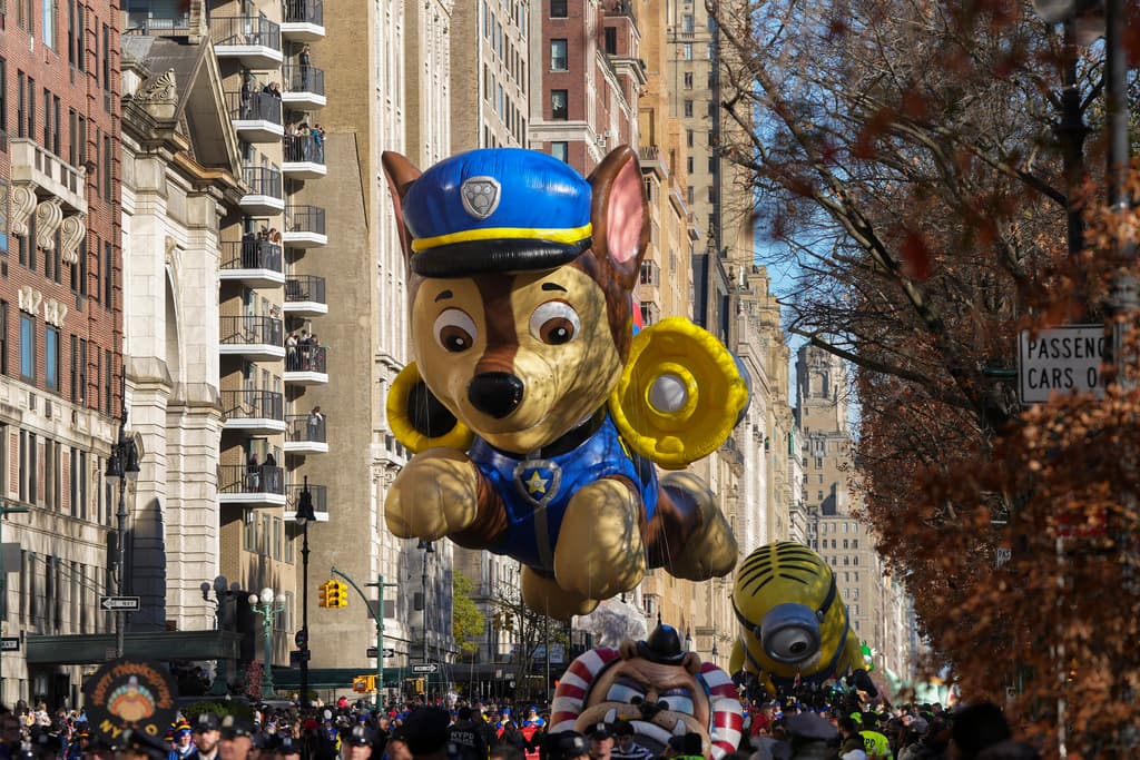 Otro querido personaje que se hizo presente en forma de globo fue Chase, de Paw Patrol.