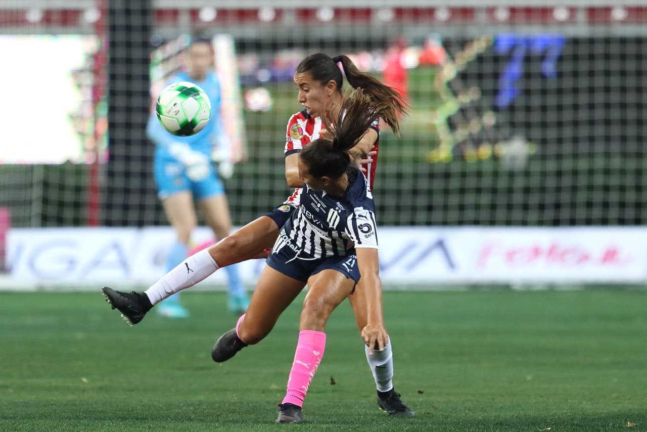 Chivas y Rayadas protagonizaron el juego de ida del Campeón de Campeones en el estadio del Rebaño, que se coronó en la Liga MX Femenil hace algunos días.