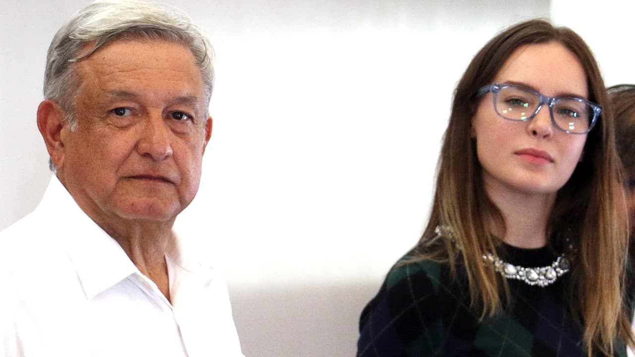 AMLO, el presidente de México, confirma que Belinda tiene un adeudo fiscal millonario