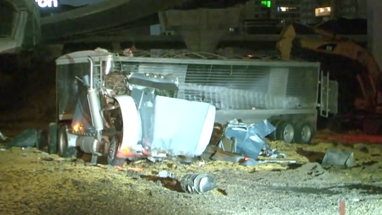 Por poco se mata chofer de tráiler al caer desde una rampa en la 59 y la 610 en Houston