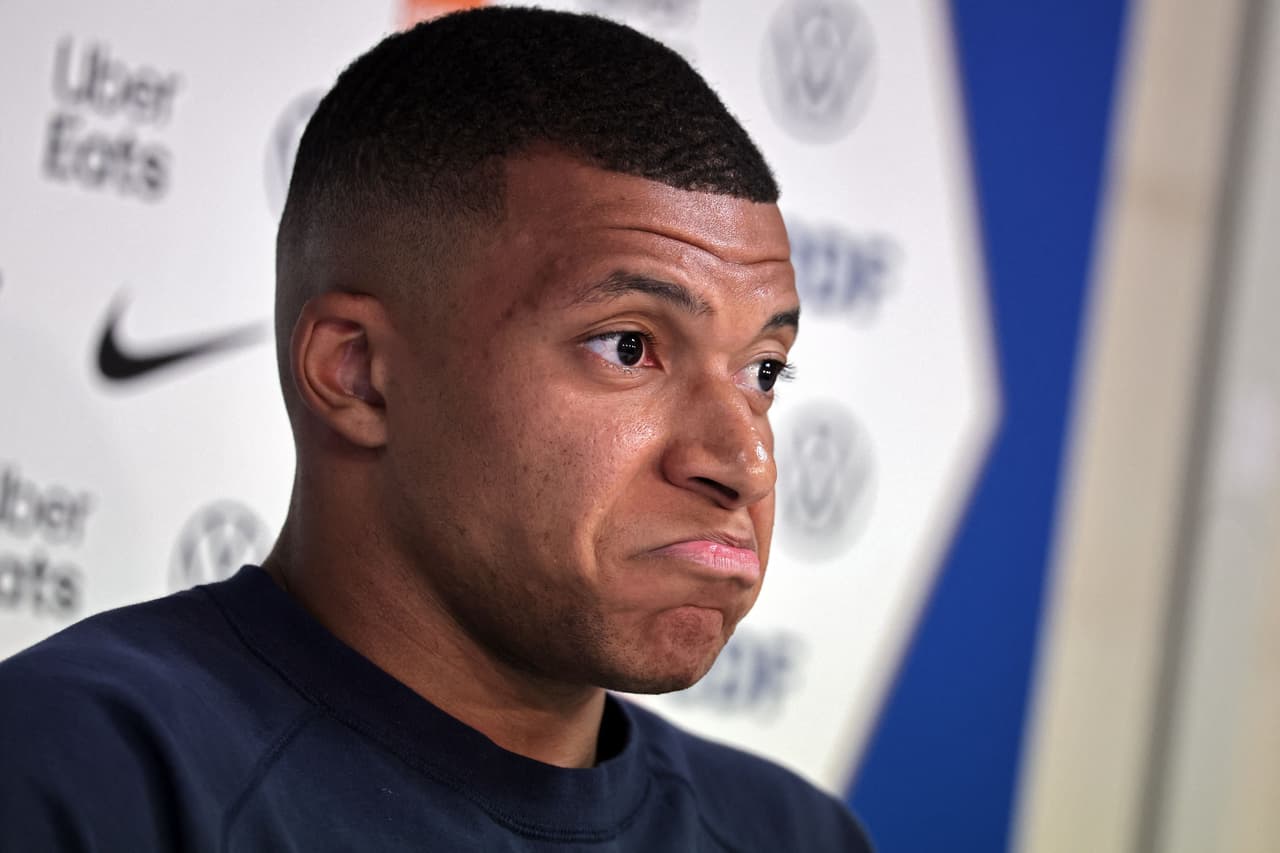 Mbappé no cierra la puerta a irse del PSG, incluso fuera de Europa