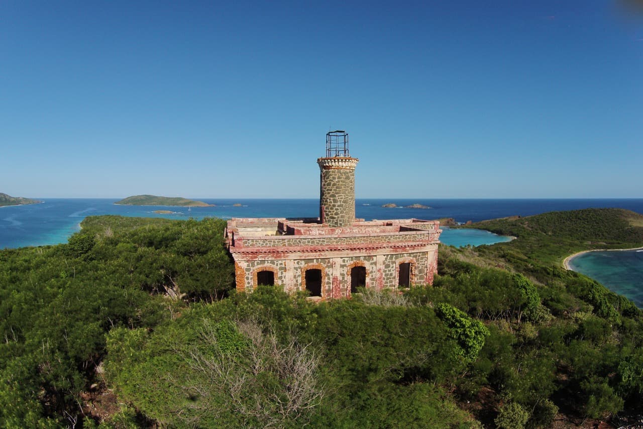 Restaurarán el Faro de Culebrita 