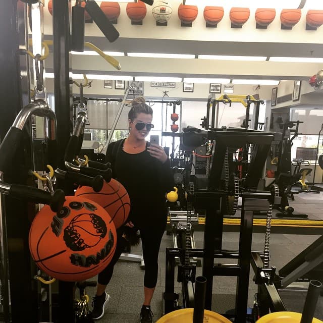 No cabe duda de que Khloe ha estado poniendo mucho empeño en su apariencia,