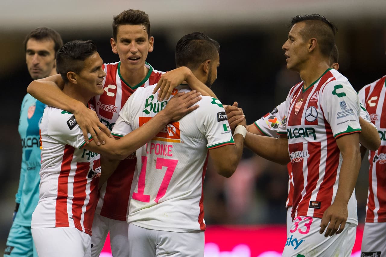 El gol necaxista cayó al minuto 79 con un remate de "palomita" contra el marco vacío de Luis Pérez.