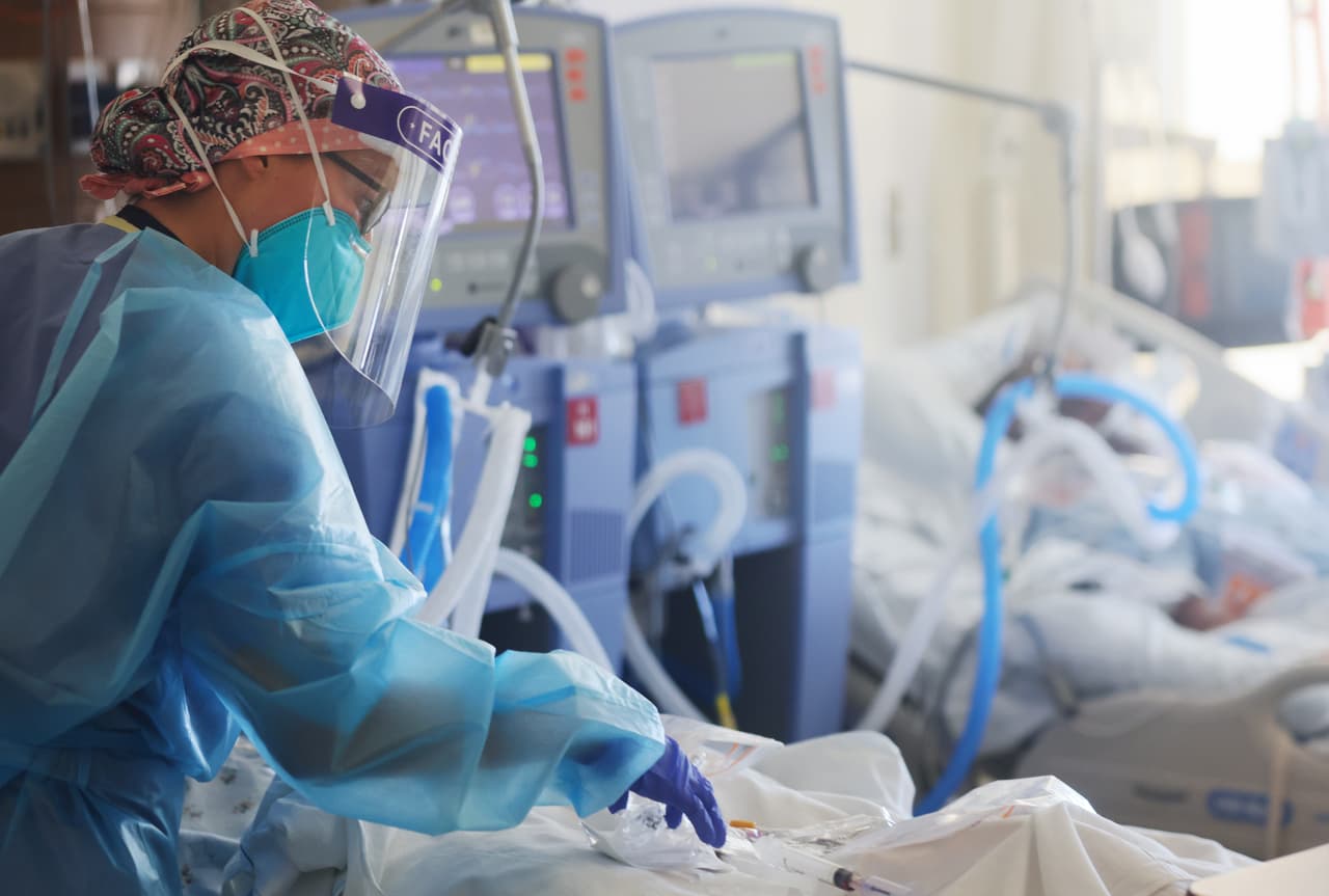 Los tributos a los trabajadores de la salud se realizan en casi todas las ciudades de California.