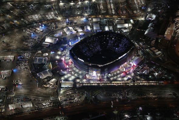 El imponente estadio se fue vaciando lentamente.