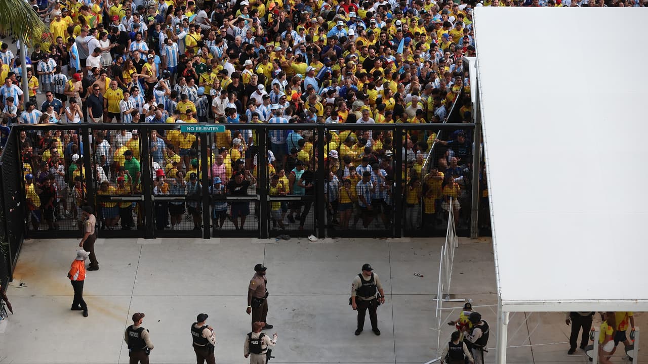 Conmebol culpa a autoridades del Hard Rock Stadium por caos en la Final de Copa América 