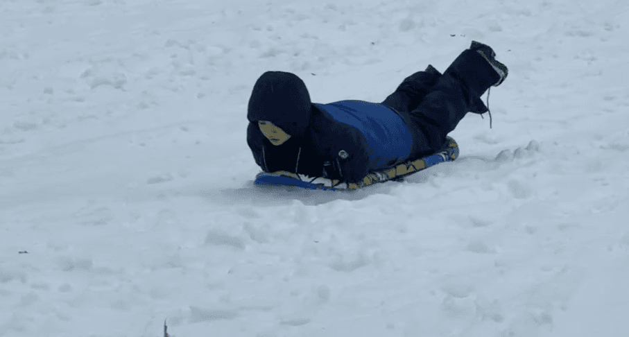Así, la nieve convirtió el domingo 25 de enero en un día especial, que dejó hermosas postales y recuerdos para los habitantes y visitantes del DMV, quienes disfrutaron y se divirtieron.