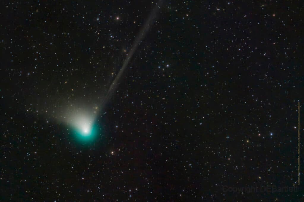 Cómo observar este miércoles el extraño cometa verde que pasa por la Tierra cada 50,000 años
