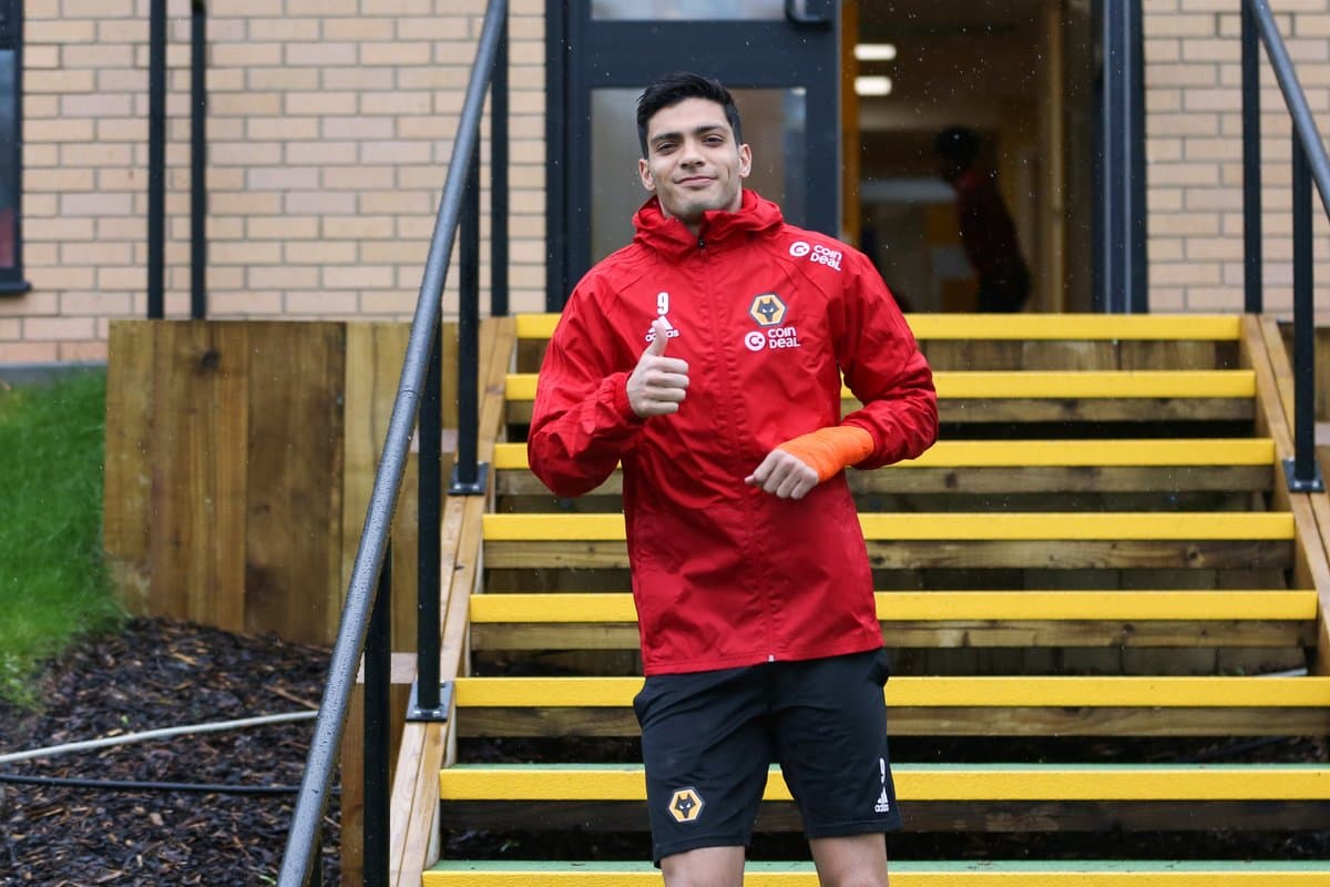 Nuno Espirito Santo se dijo “feliz” por el fichaje de Raúl Jiménez