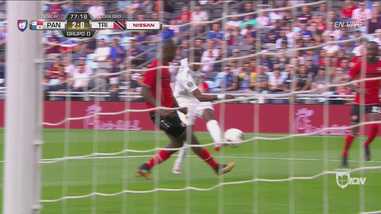 ¡Qué zurdazo! Por poco hace un golazo la ‘Pantera’ Fajardo