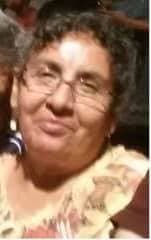 Aby Ochoa describe a su mamá como una mujer luchadora luego de quedarse como madre soltera no se dio por vencida y sacó a sus hijos adelante.