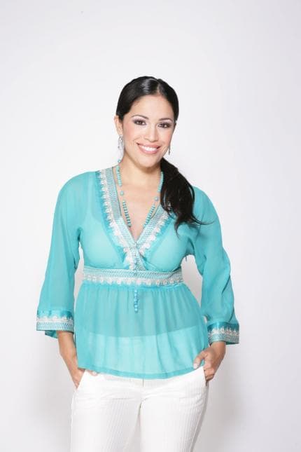 Karla ha demostrado ser una persona multifacética, con una personalidad llena de energía, y siempre con una gran sonrisa en su rostro.
<br>