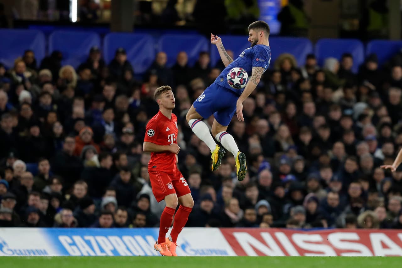 Inicia la segunda mitad y los de casa inician el ataque inmediato.
