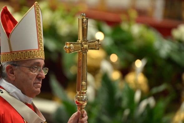 ¿A qué se refieren con actuales? Destacan los casos de una madre soltera que se casa con un divorciado y parejas viviendo juntas antes del matrimonio.