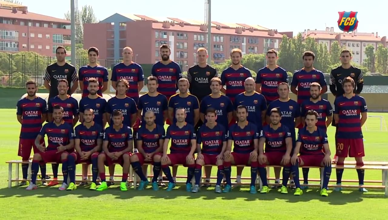 El Barcelona se tomó la foto oficial para la temporada 2015/2016