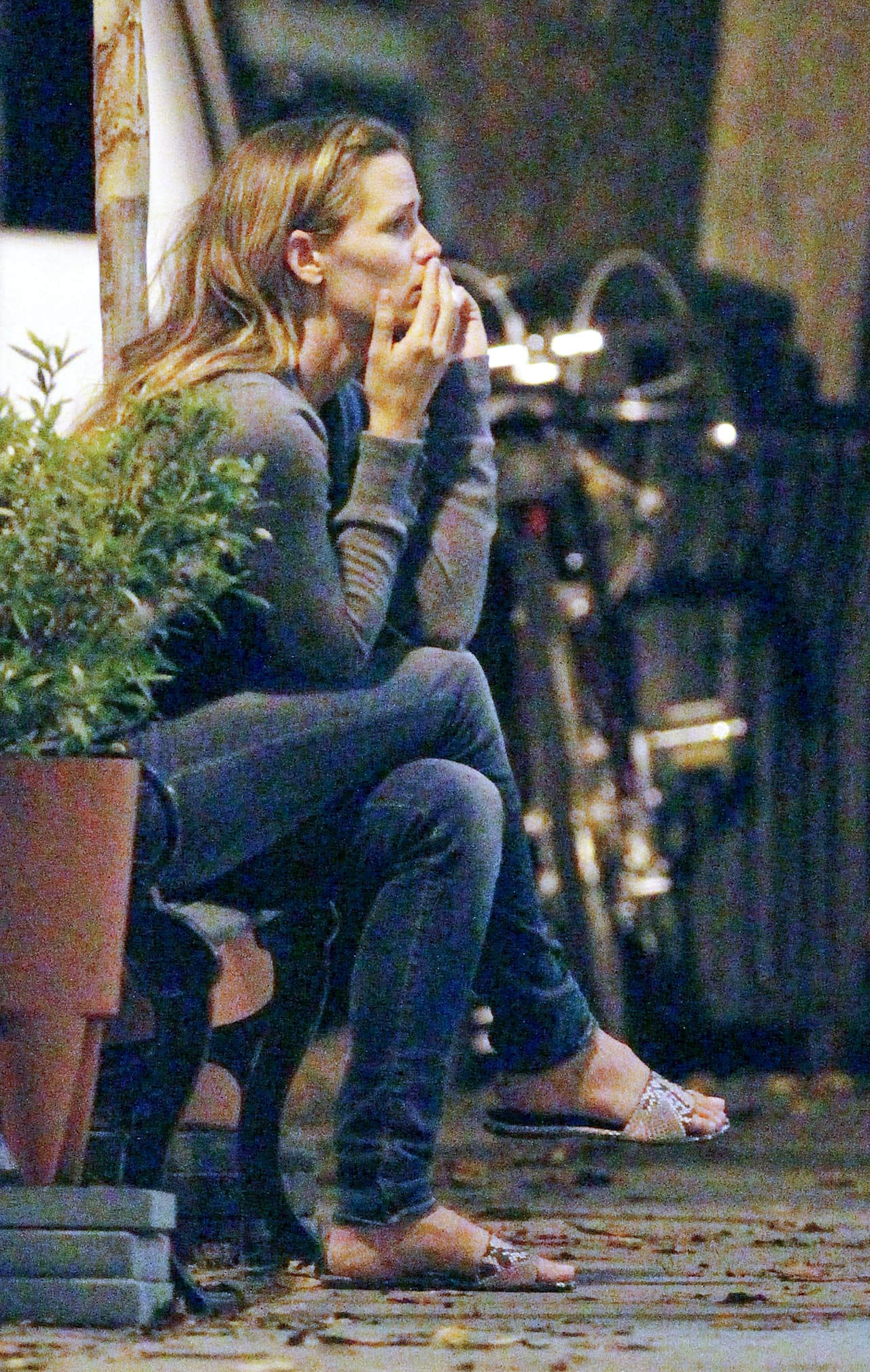 La actriz fue sorprendida en el restaurante 'La Tavola' en Atlanta, Georgia.