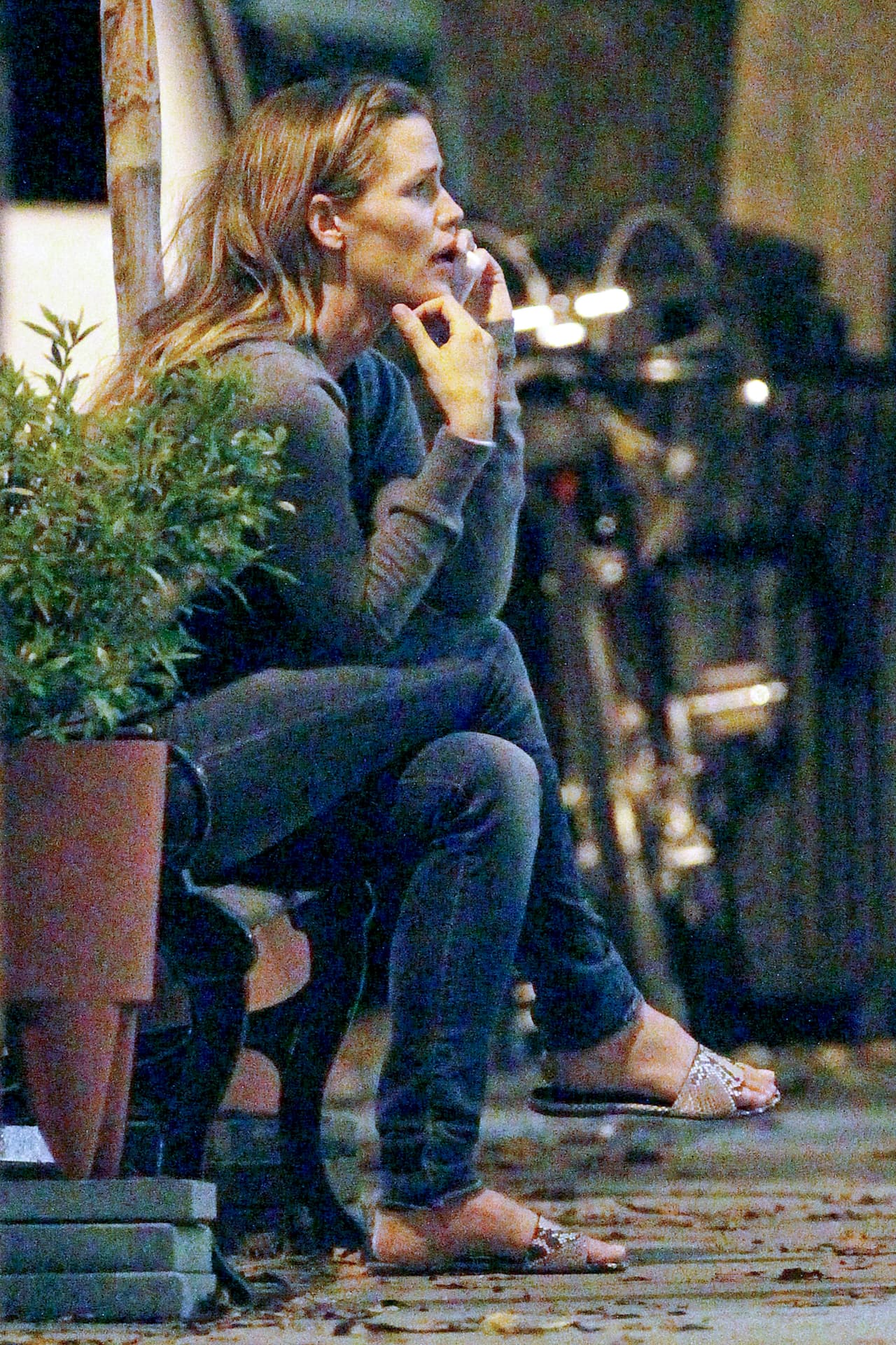 Pero estas imágenes hacen pensar que no todo está tan bien en su vida.