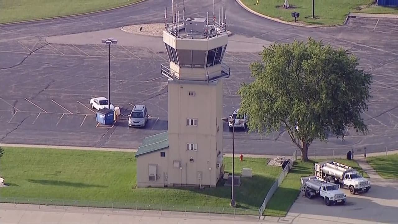 Avioneta se estrella cerca de Aurora.