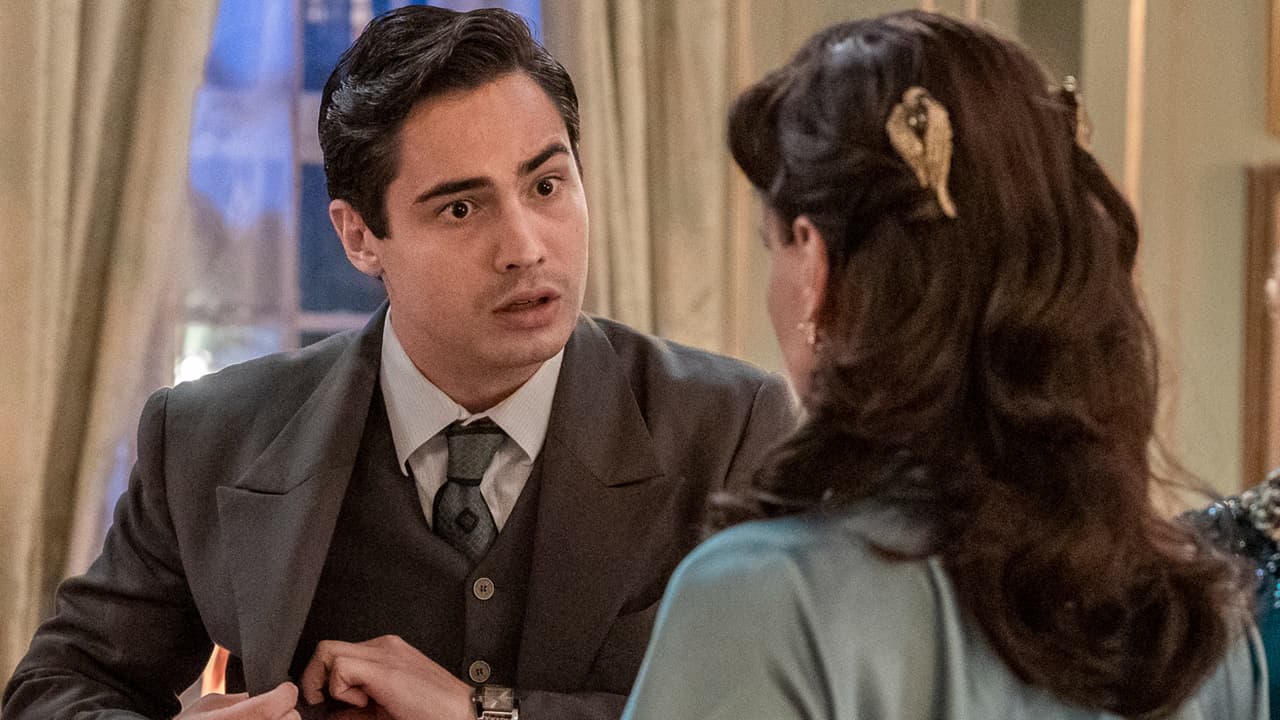 Joaquim (Danilo Mesquita) em "Além da Ilusão"