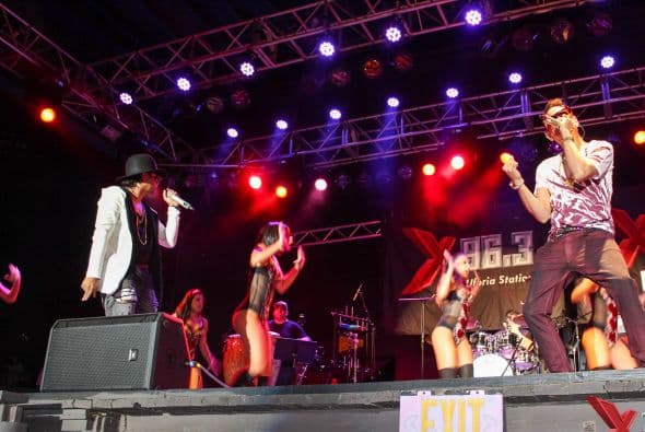 Independence Day Celebration de La X