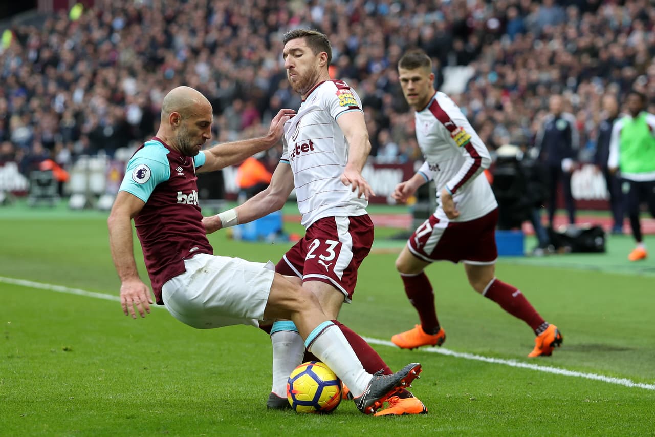 Ambos equipos se fueron al descanso con una igualdad.