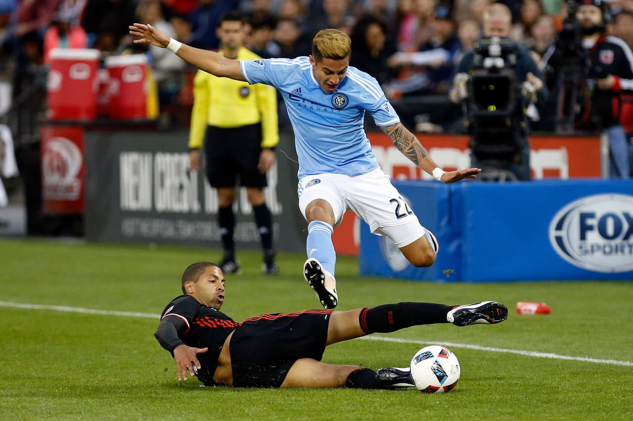 Rónald Matarrita en acción.