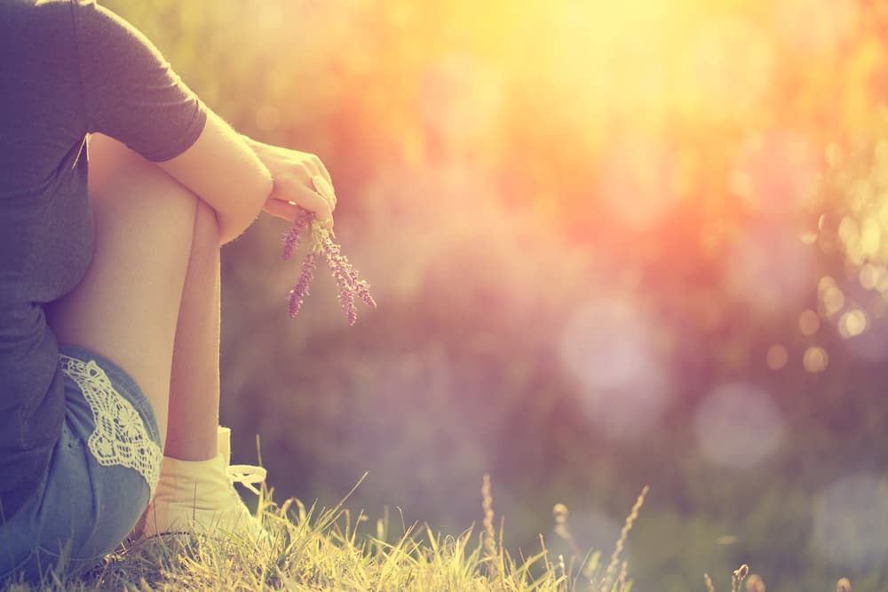 Algunos sentirían la presencia de su ángel de la guarda consigo o sabrían simplemente que están allí. Cuando sientes un sentido fuerte de paz, tranquilidad, y amor, sabes que esto es tu ángel de la guarda.
<br>