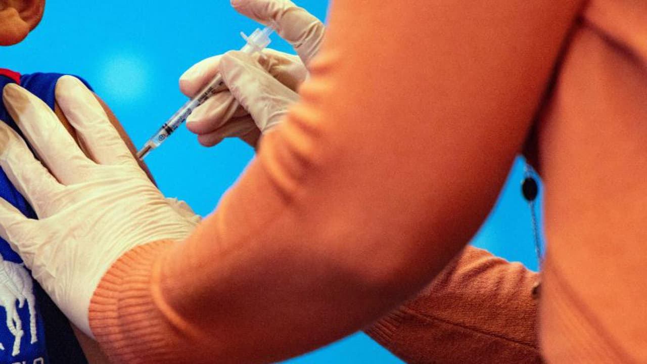 Estas son las clínicas comunitarias de Parkland que ofrecerán vacunas gratis por regreso a clases