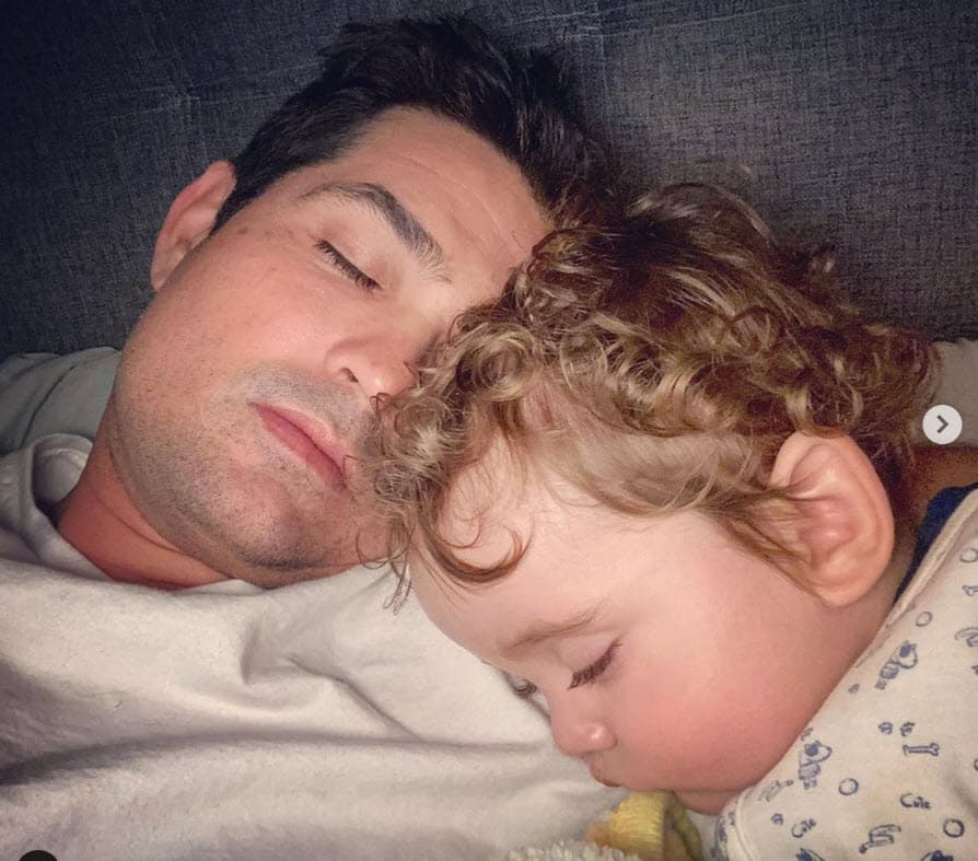 "Ahora lo que hemos hecho es ser congruentes con nuestras acciones y 
<b>hemos pospuesto lo que teníamos planeado</b>", confirmó la estrella de 
<b><a href="https://www.univision.com/shows/despierta-america/la-simpatica-reaccion-de-claudia-alvarez-al-ver-esta-foto-de-su-casting-para-simplemente-maria-video" target="_blank">Simplemente María</a></b>. 
<br>