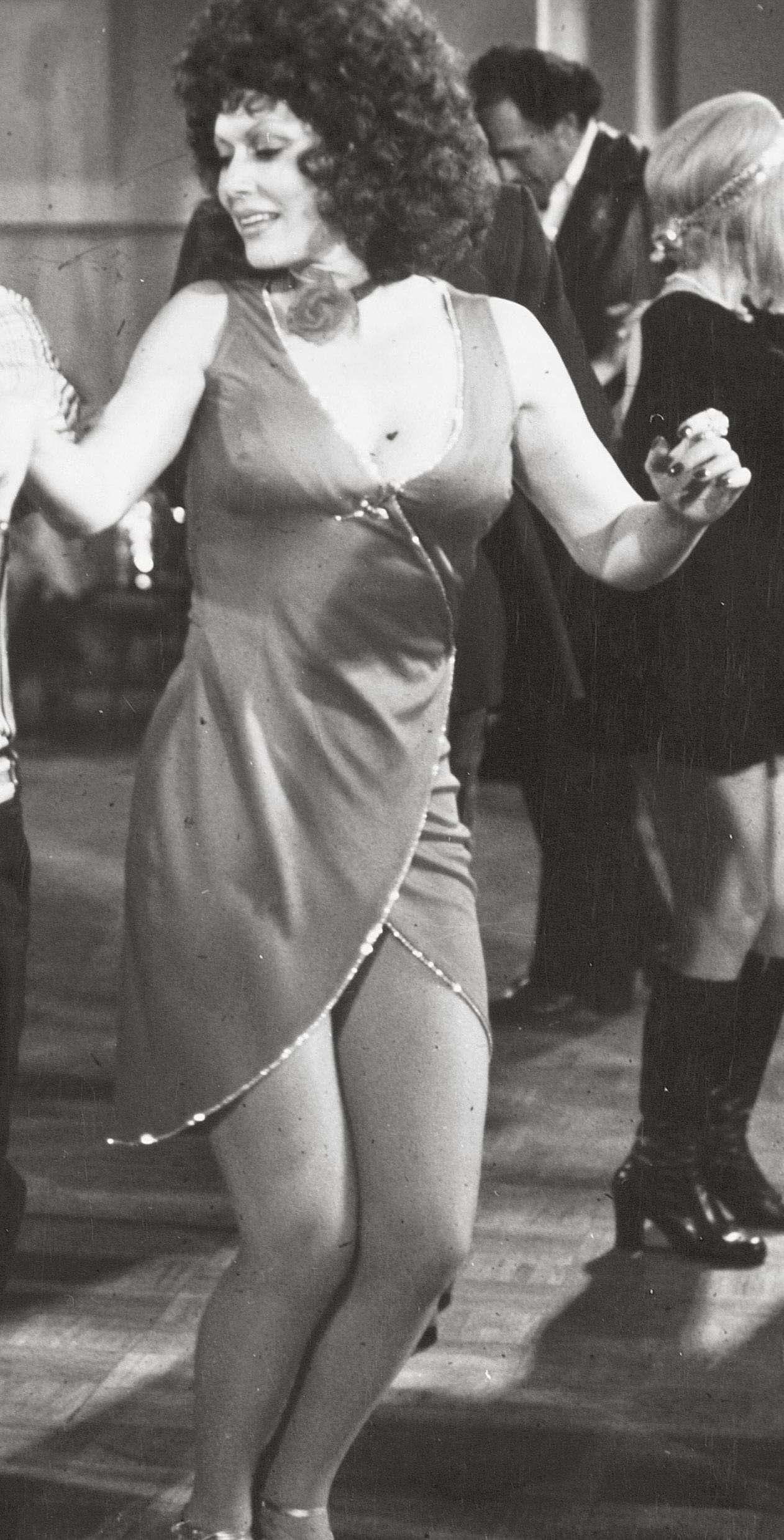 Además, con apenas 18 años de edad, Ana Bertha se convirtió en la primera mexicana en ser finalista en Miss Universo, en 1953.