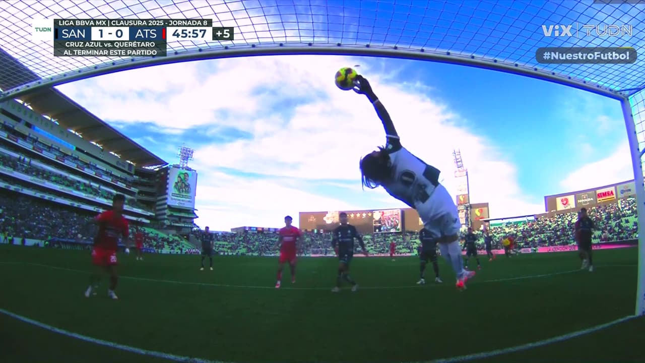 ¡Atajada enferma de Acevedo! ¡Oso de Orrantia! Todo en la misma jugada