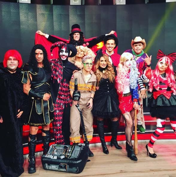 Halloween es una fecha muy especial para los conductores del programa HOY y cada años nos soprenden con sus divertidos y originales disfraces ¿Los recuerdas?