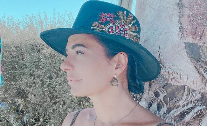 Cecilia se fue a Italia durante tres años para formar una familia junto al padre de su hija, pero la relación no funcionó. Volvió a Argentina y tiempo después su familia la apoyó para que continuara su carrera en México, la cual había comenzado con gran éxito. 
<br>