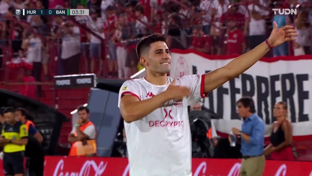 Golazo de Nico Cordero abre el marcador 1-0 para Huracán ante Banfield