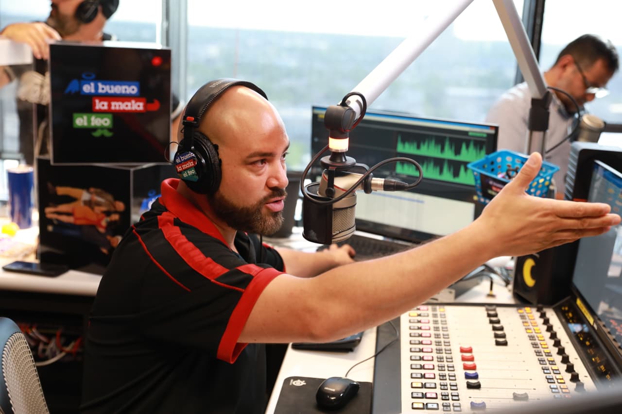 Pero
<b>El Pelón</b> también quedó encantado de por fin haberla podido conocer de cerca.