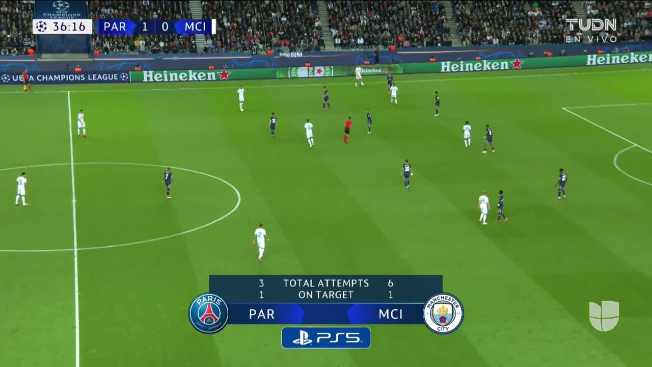 ¡TIRO ATAJADO! disparo por Kevin De Bruyne.