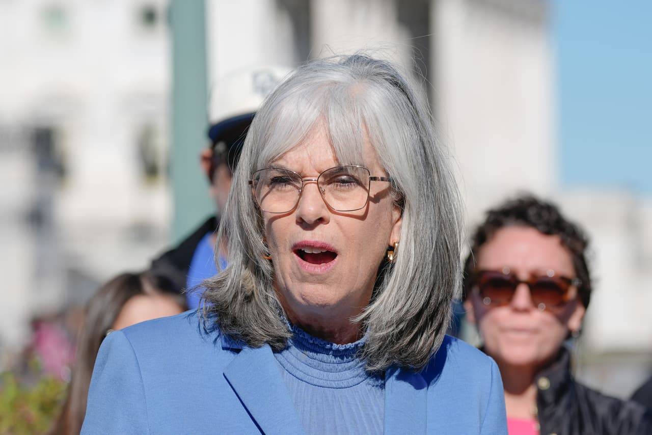 La representante Katherine Clark, demócrata por Massachusetts, no asistirá al Estado de la Unión