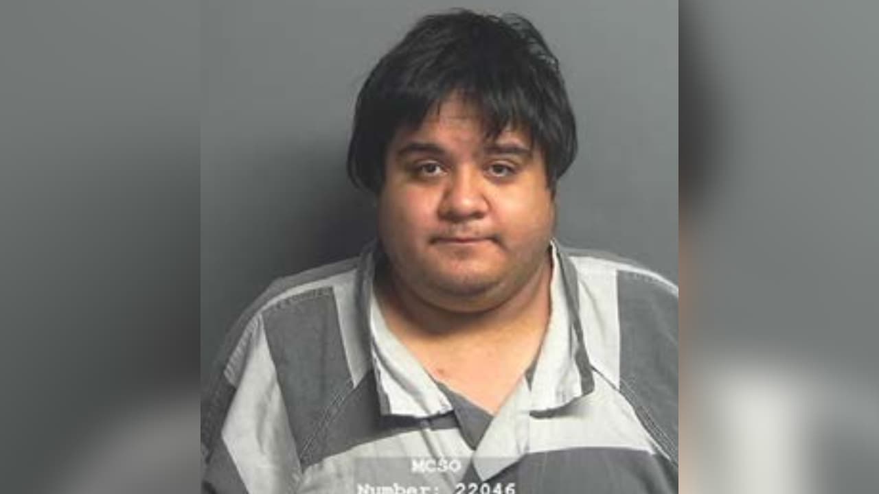 Rogelio Eduardo Mendoza, acusado de solicitar a un menor por internet.