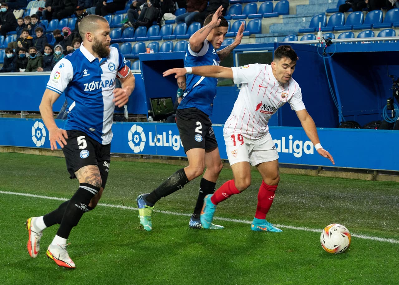 Sevilla se atasca en Mendizorroza ante un Alavés que estuvo más cerca de llevarse los tres puntos ante el sublíder.