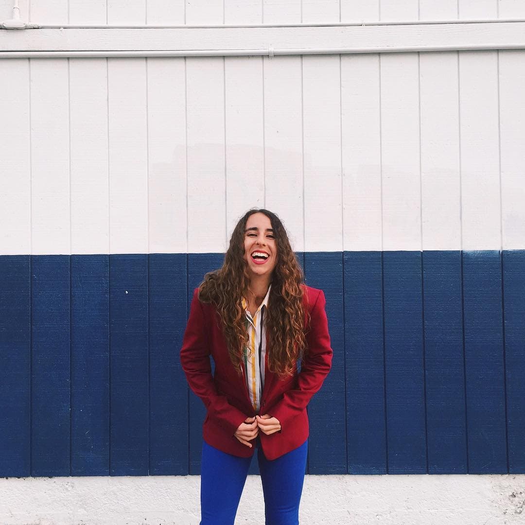 A través del hashtag #PantsuitNation se pueden encontrar miles de imágenes que las votantes están compartiendo para transmitir el mensaje de empoderamiento.