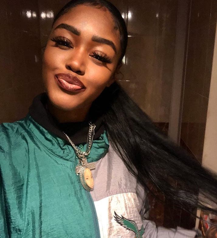 En sus inicios, la joven se había dado a conocer como modelo, pero después incursionó en la música hip hop. 
<br>