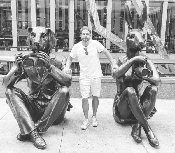 <a href="http://www.univision.com/programas/novelas/paulina-goto-ya-convive-con-el-hijo-y-la-familia-de-horacio-pancheri-fotos"><b>Pancher</b>i</a> ha aprovechado para tomarse fotos y compartírselas a sus miles de seguidoras.