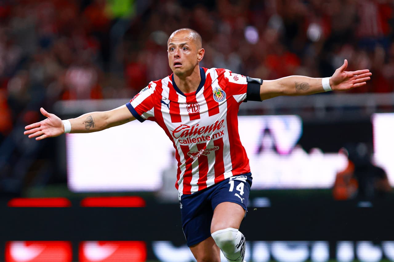 ‘Chicharito’ Hernández ofrece disculpas y se enfoca en el Play-in