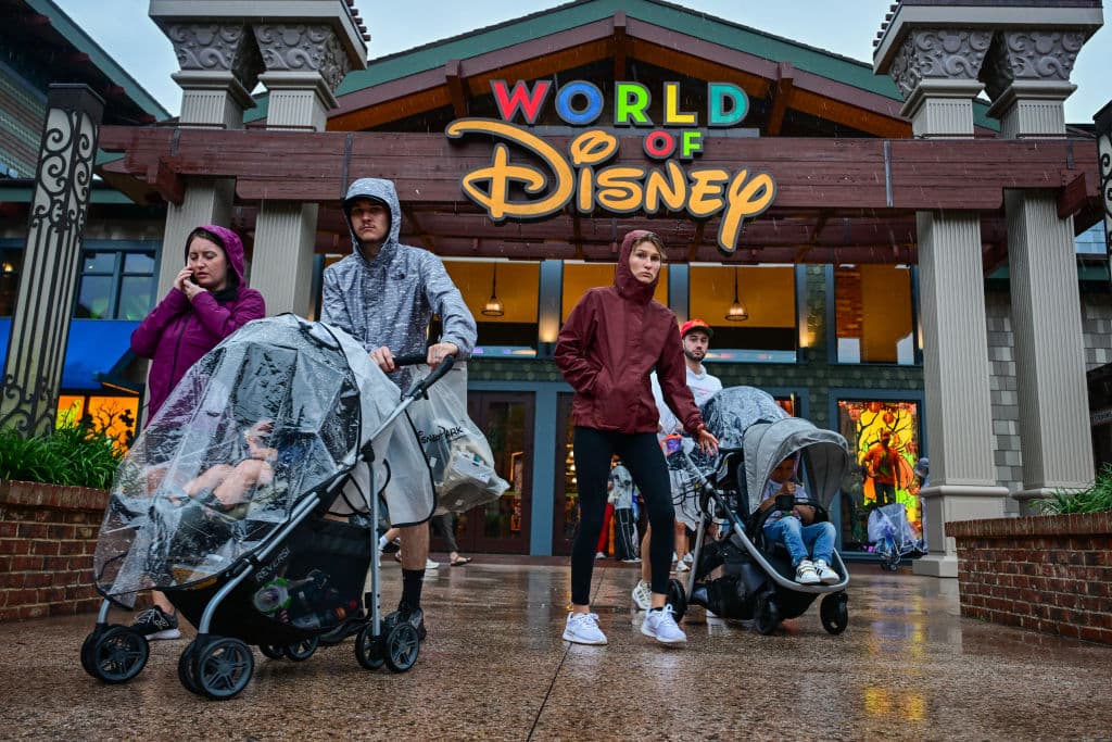 En el caso de las propiedades de Walt Disney World se informó que este
<b><a href="https://www.univision.com/local/orlando-wven/cierres-por-huracan-milton-universal-orlando-resort-parques-atracciones-afectadas" target="_blank"> jueves 10 de octubre permanecerán cerrados al público</a></b>.