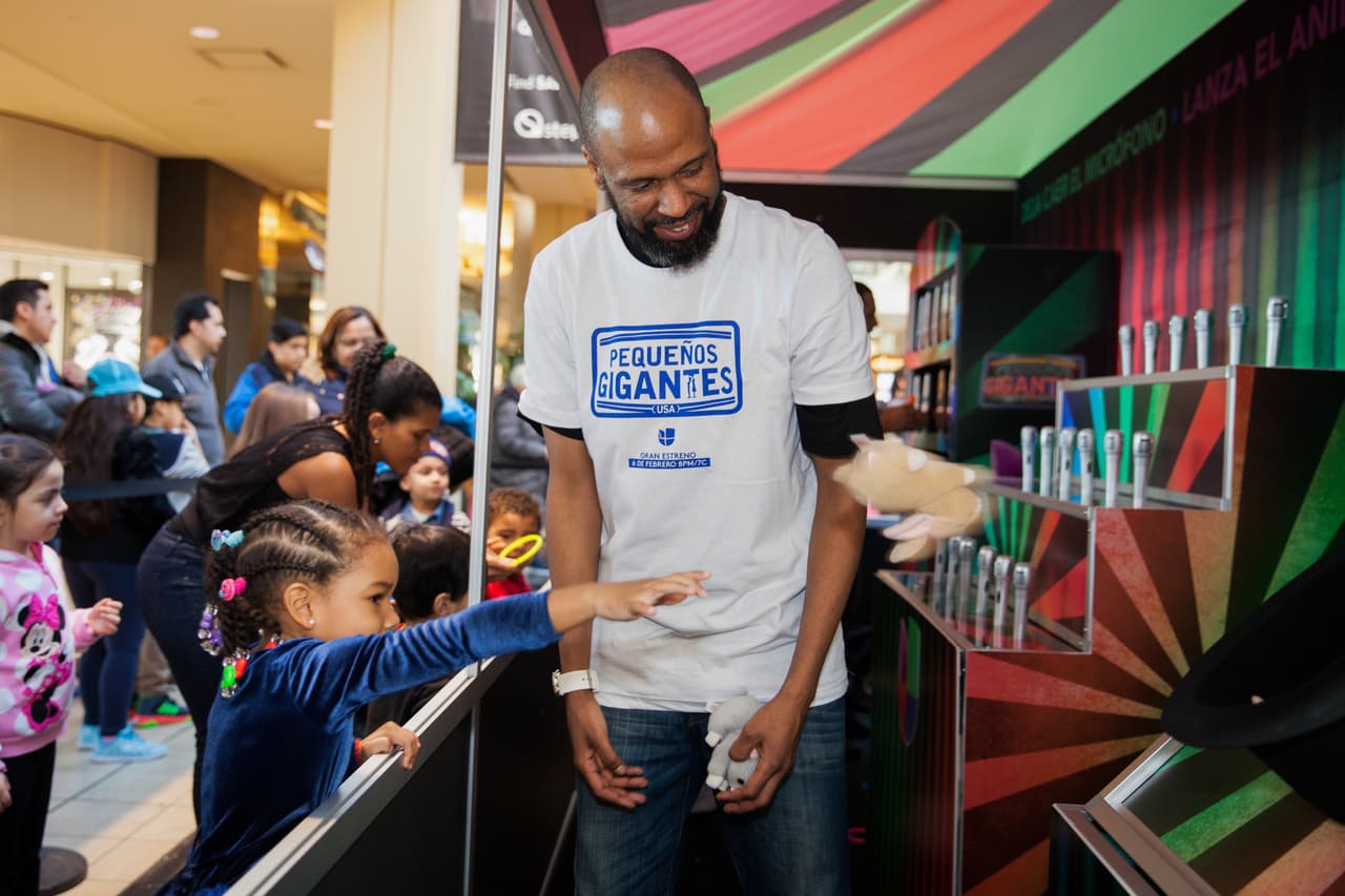 Y esta niña se divirtió mucho con el juego.