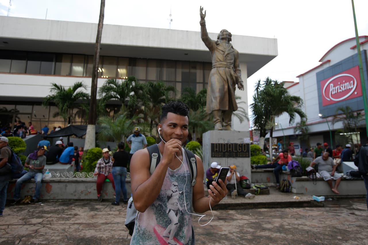 Los migrantes dijeron que abandonaron sus intentos de entrar legalmente a México porque el proceso de solicitud de asilo político es demasiado lento y, de todos modos, la mayoría quiere seguir rumbo a Estados Unidos.