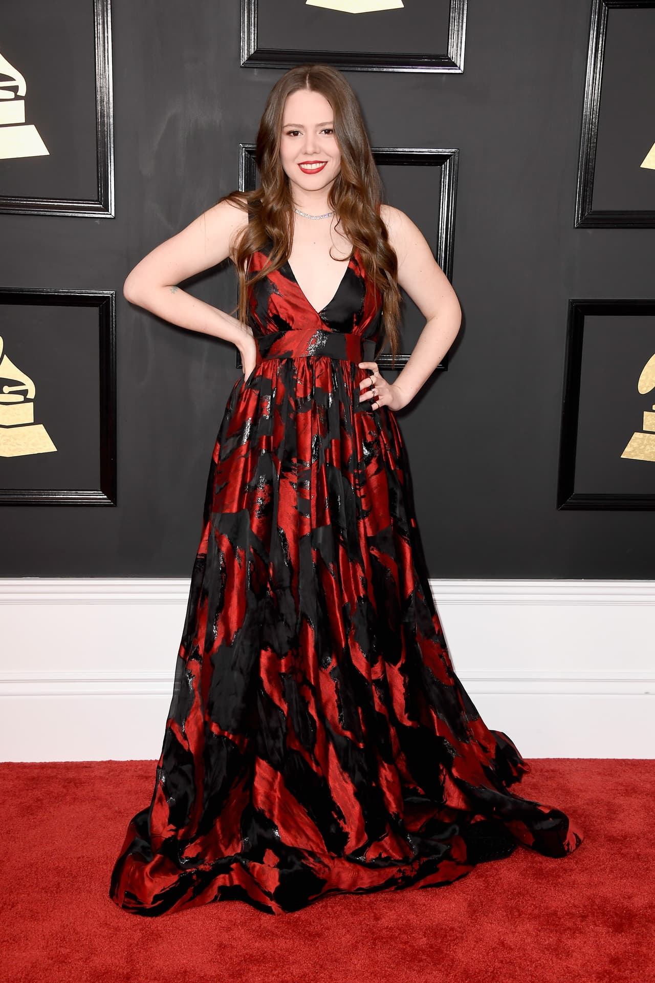 Ahora vamos con Joy, quien aquí posa en la pasada entrega del Grammy, en febrero de 2017.