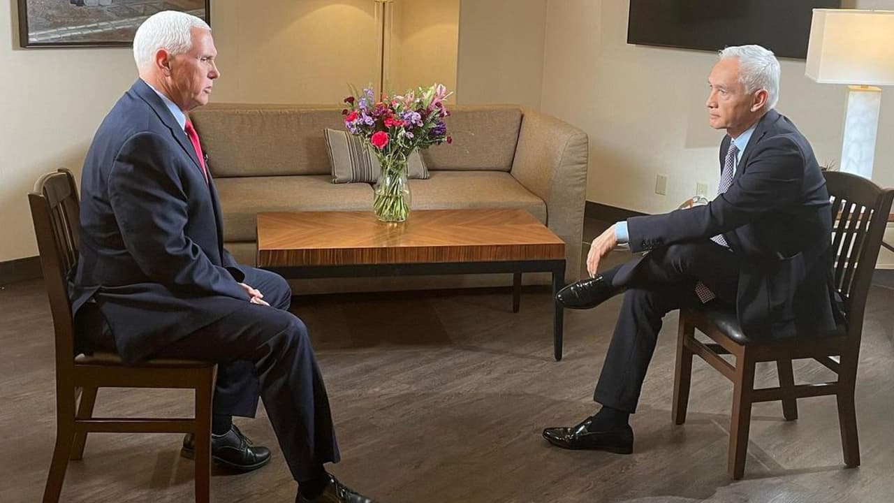 En video: El exvicepresidente Mike Pence habla sobre el nombramiento de un fiscal para investigar a Trump, sus aspiraciones presidenciales y la insurrección del 6 de enero
<br>