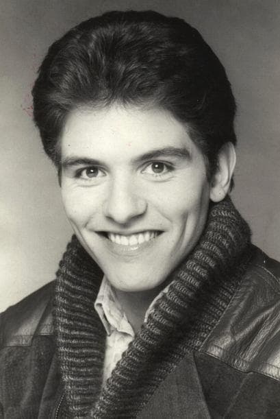 Con este nuevo proyecto el ídolo juvenil de la década de 1980 aseguró que cuando vio tambalear su seguridad económica y familiar tuvo que resurgir, lo cual forjó su carácter.